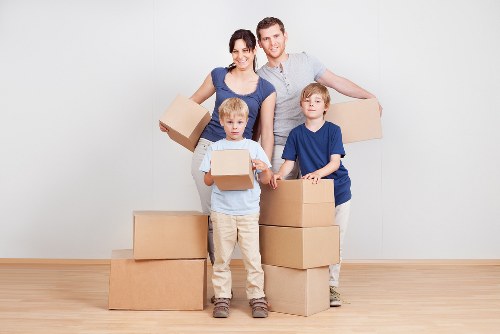 Local Brompton movers organizing a careful relocation process