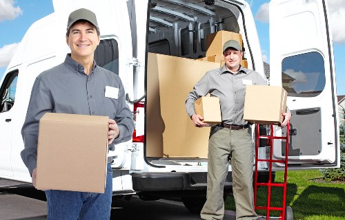 Organised moving truck service for a Brompton home or office relocation