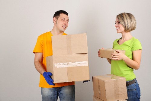Commercial moving support for an office in Brompton